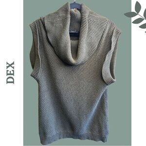 🛍️3/$40 Dex Women’s Khaki Green Short Sleeve Sweater Cowl Neck Size Medium
